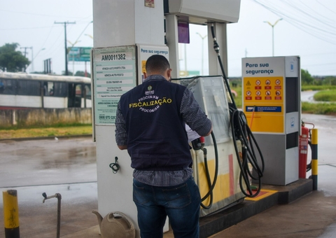 Procon notifica 11 postos por preço da gasolina no Amazonas