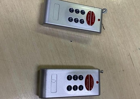 Trio é preso suspeito de furtar carro em estacionamento em Manaus