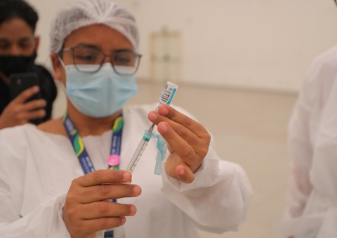 Amazonas aplicou 4.382.740 doses de vacina contra Covid-19 até esta quinta