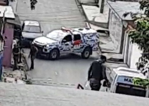 Polícia encontra explosivos em kitnet na zona leste de Manaus, vídeo