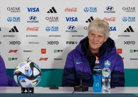 Antes de jogo na Copa contra Jamaica, Pia diz que trabalho na seleção está no começo