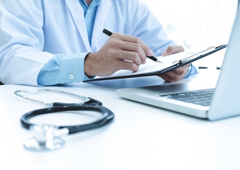 Plano de saúde vai custear tratamento domiciliar para paciente com doença degenerativa