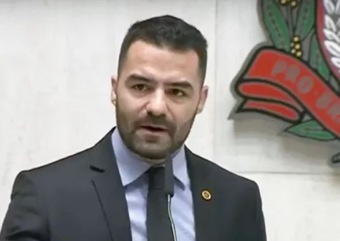 Prefeitos do Podemos pedem expulsão de deputado após áudio sobre ucranianas