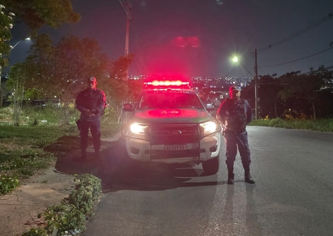 Foragido é recapturado dentro de forro após invadir casa no Aleixo