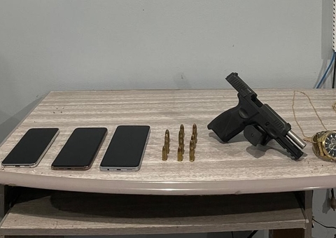 Trio é preso com joias, pistola e munições em Coari