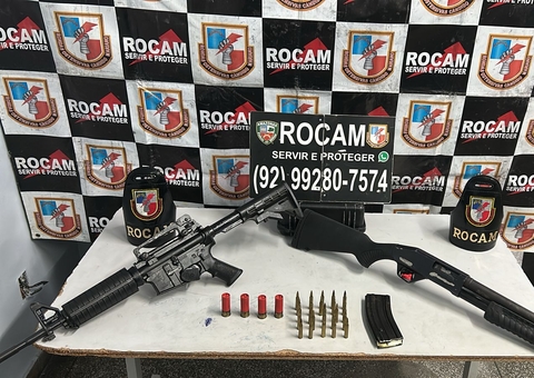 Casal é preso com fuzil e espingarda após denúncia em Manaus