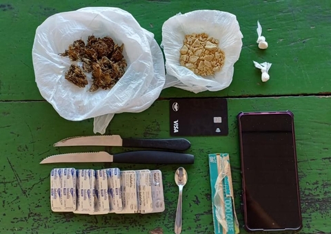 Jovem é flagrado vendendo drogas e tadalafila no Amazonas