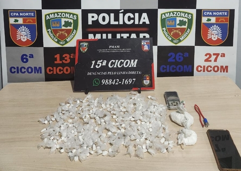 Foragido e comparsa tentam se desfazer de drogas mas acabam presos em Manaus