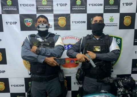 Moto roubada e pistola falsa são encontradas após perseguição em Manaus