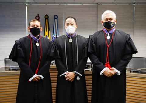 Kon Tsih Wang toma posse como novo desembargador do TRE no Amazonas