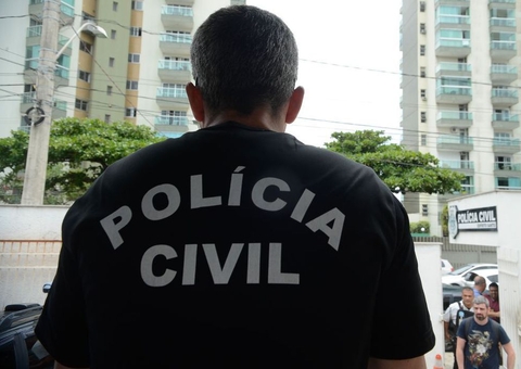 Polícia apreende adolescente que planejava ataque à escola 
