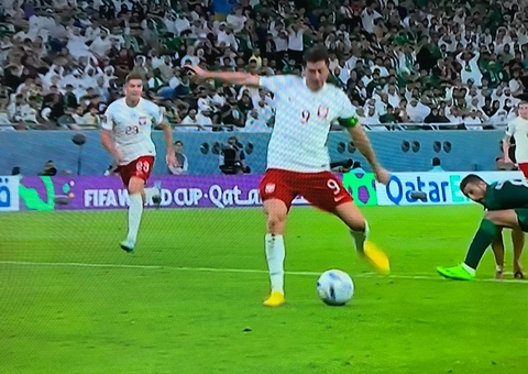 Polônia derrota Arábia Saudita em jogo da Copa 2022