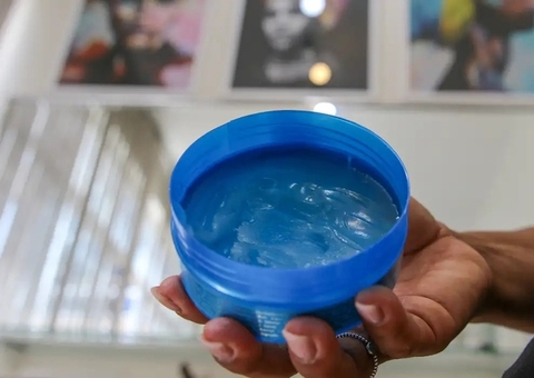 Anvisa proíbe mais 109 pomadas capilares e lança painel de consulta para produtos autorizados