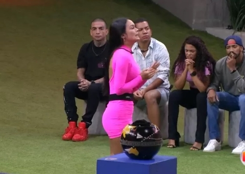 Vídeo: Larissa expõe jogo de Paula e detona sister: 'fala, mas não mente'