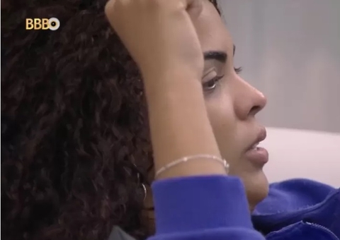 Paula promete se afastar de Bruna Griphao caso volte do paredão