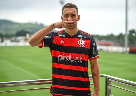 Zico se surpreende com Léo Ortiz no Flamengo