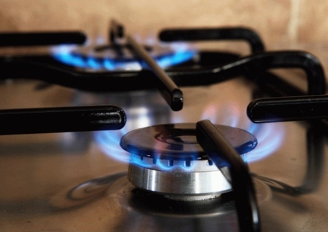 Governo publica decreto para garantir extra no Auxílio Gás até o fim do ano