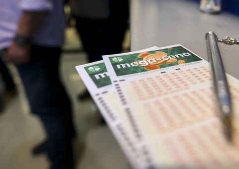 Mega-Sena sorteia R$ 16,4 milhões; veja dezenas