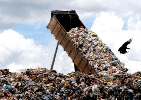 Lixão de Manaus tem apenas três anos de vida útil, diz comissão da Aleam