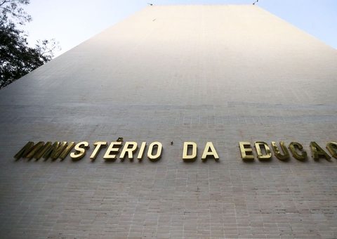 MEC desbloqueia R$ 2 bilhões em orçamento das universidades