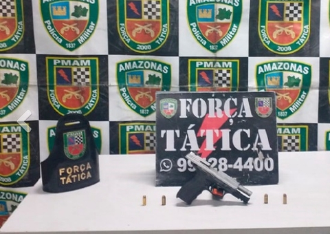Traficantes fogem da polícia e jogam arma em rua de Manaus