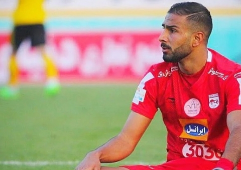 Irã afirma que jogador não será condenado à morte por protestar contra governo