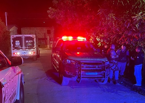 Corpo de homem é desovado em terreno abandonado na véspera de Natal no Amazonas