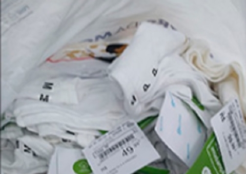 Jovem é preso após furtar roupas em loja do Shopping Grande Circular em Manaus