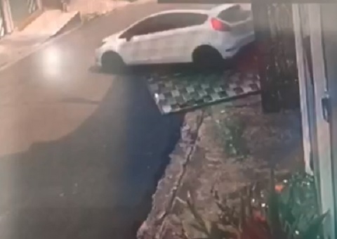 Suspeito de atirar em motorista ao roubar carro é preso em Manaus; vídeo