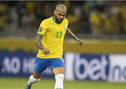 Daniel Alves é acusado de assédio sexual