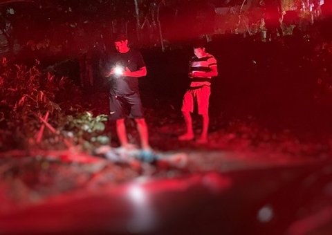 Pistoleiros executam dois homens com tiros na cabeça em Manaus