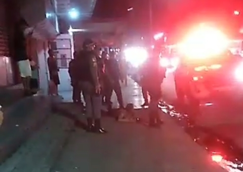 Suspeito de assalto é baleado durante perseguição policial em Manaus; vídeo