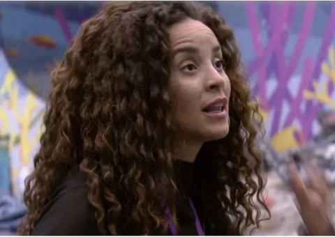 Domitila faz promessa a Cezar caso ele volte do Paredão