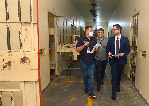Justiça inspeciona presídio para averiguar situação dos detentos LGBTQIA+ no Amazonas