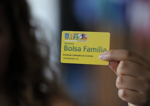 Bolsa Família: há indícios que 2,5 milhões recebem de forma irregular