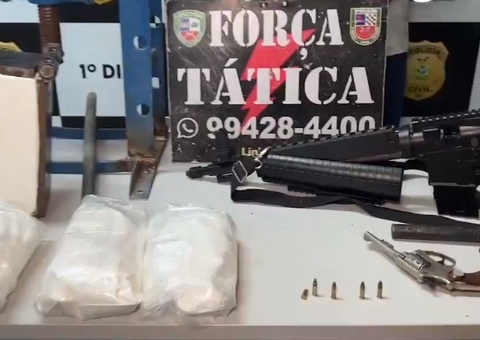 Traficante abandona fuzil e drogas ao fugir da polícia em Manaus