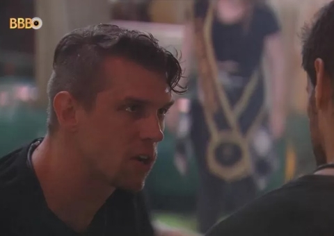 Cristian revela a Sapato que Marvvila quis enfrentar Amanda no Paredão; vídeo