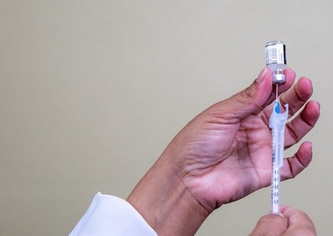 Vacinação contra Covid-19 é retomada após feriado de carnaval em Manaus