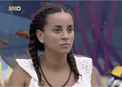 Vídeo: Domitila diz que Fred Desimpedidos tem medo de se posicionar: 'C* na seringa'