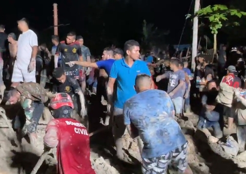 Corpos de mãe e filha são encontrados abraçados após deslizamento de barranco em Manaus