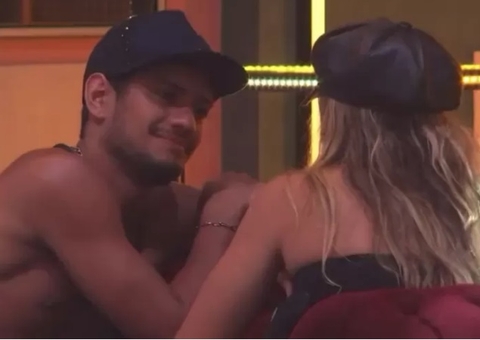 Gabriel leva fora ao se declarar para Bruna; vídeo