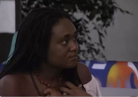 Sarah sente culpa após expulsão de Sapato por assédio no BBB23