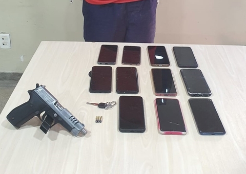 Homem é preso com moto e mais de 10 celulares roubados em Manaus