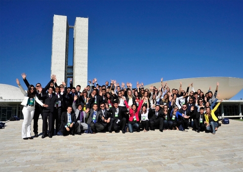 Quatro estudantes do Amazonas são pré-selecionados para etapa final do Parlamento Jovem Brasileiro