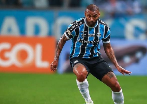 Grêmio vira em 5 minutos, e Fla sofre 1ª derrota com Tite