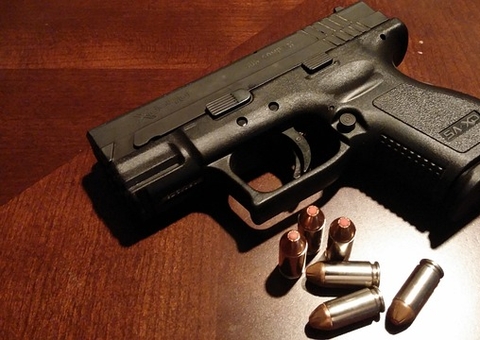 Mulher é brutalmente assassinada com tiros na cabeça em Manaus