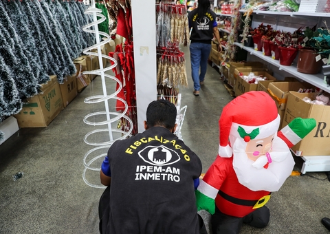 Ipem fiscaliza mais de 13,4 mil produtos natalinos em Manaus