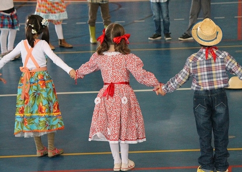 Câmara aprova projeto que torna quadrilha de festa junina patrimônio do Brasil