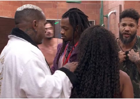 Vídeo: Juninho e Thalyta batem boca após paredão: 'Já estava na intenção de votar em mim'