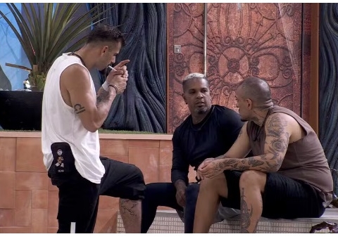 Rodriguinho diz que Vanessa Lopes está 'querendo chamar atenção' no BBB; vídeo
